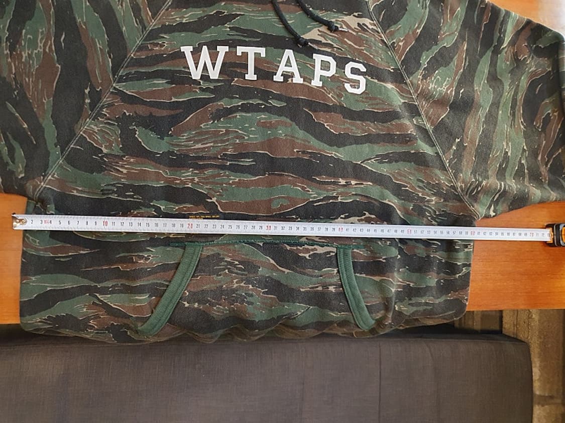 더블탭스 16 시즌  디자인 후드 상품이미지9