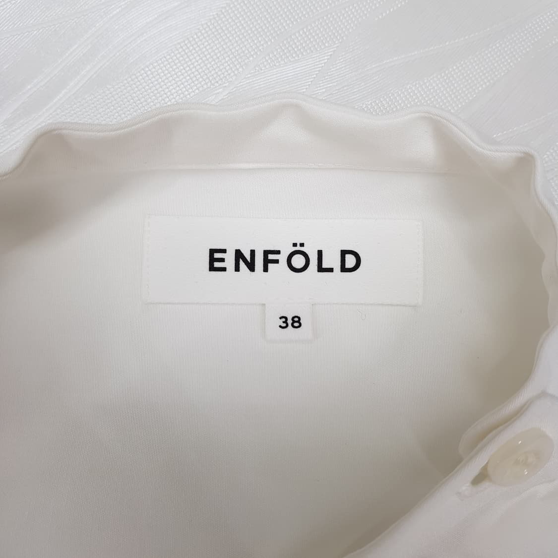 엔폴드 언발 사선버튼 오버핏 화이트 코튼 셔츠 38사이즈 상품이미지6