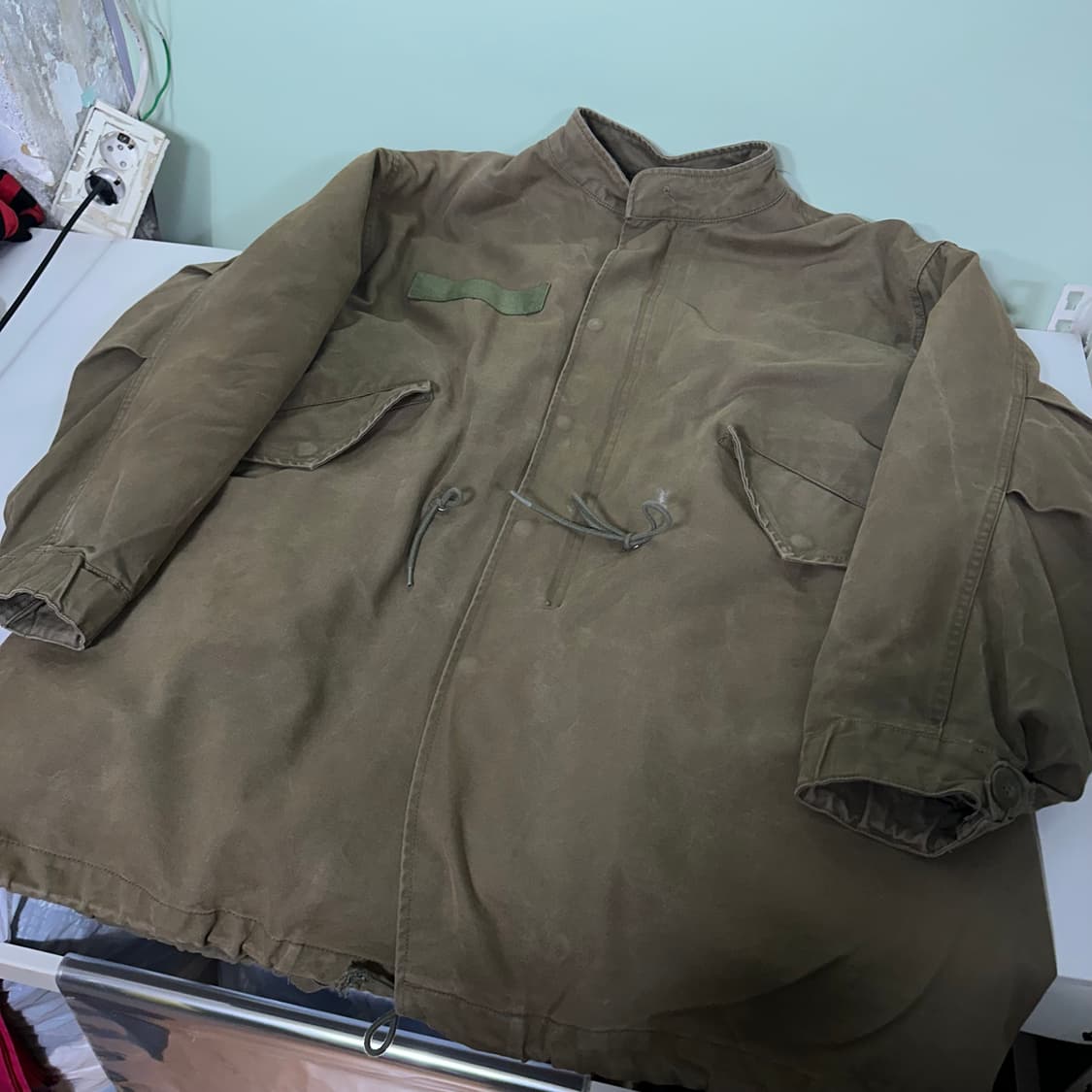 OS 라퍼지스토어 오버핏 내피탈부착 썬페이드워시드 피쉬테일 야상 상품이미지1