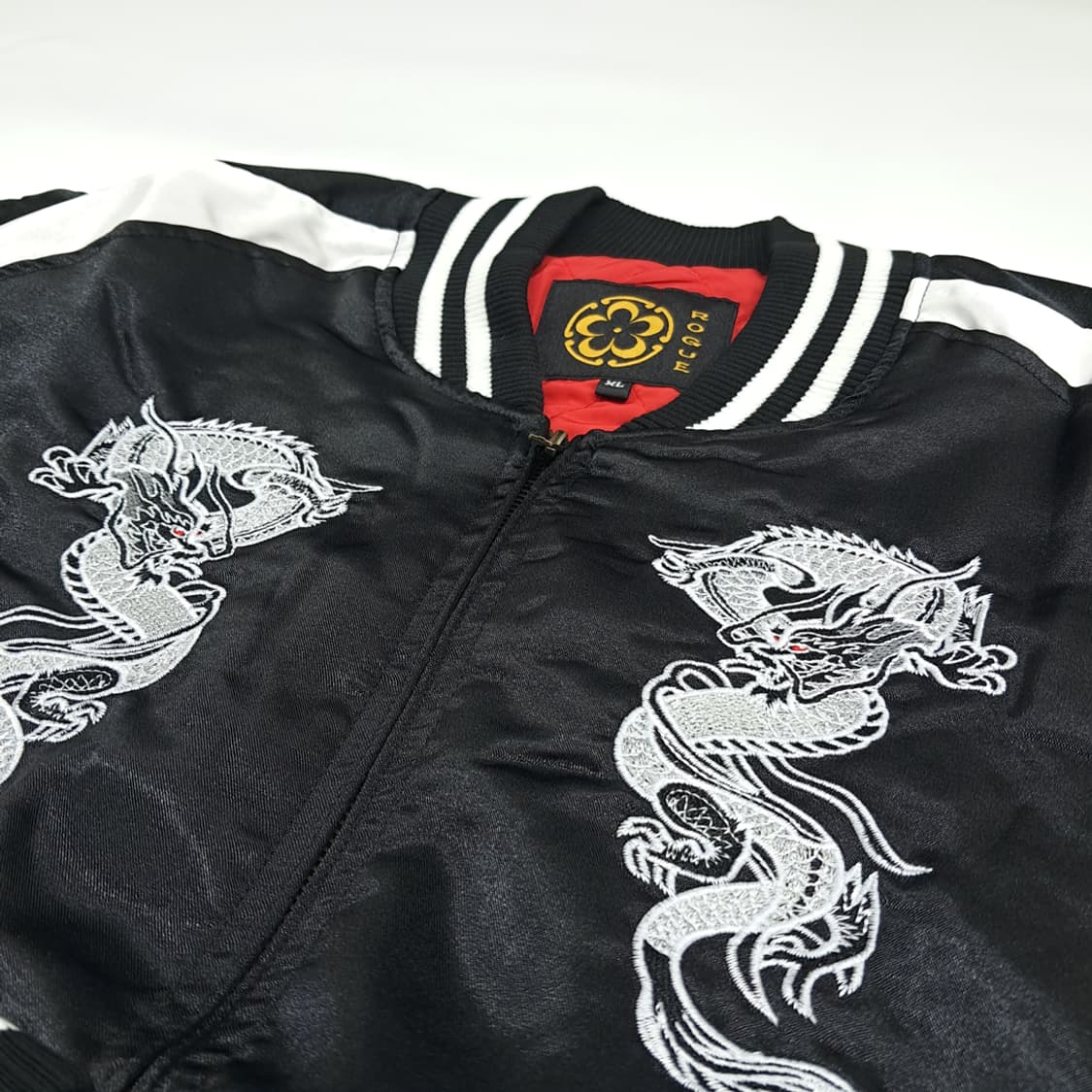 CN183 XL ROGUE 블랙 화이트 백룡 스카잔 자켓 상품이미지5