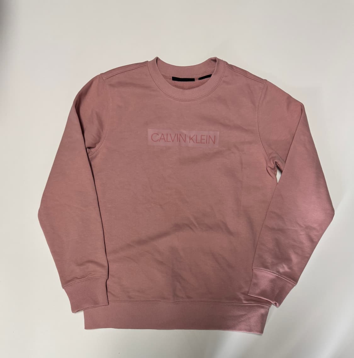 여성 캘빈클라인 박스 스펠로고 핑크 맨투맨 M 상품이미지1
