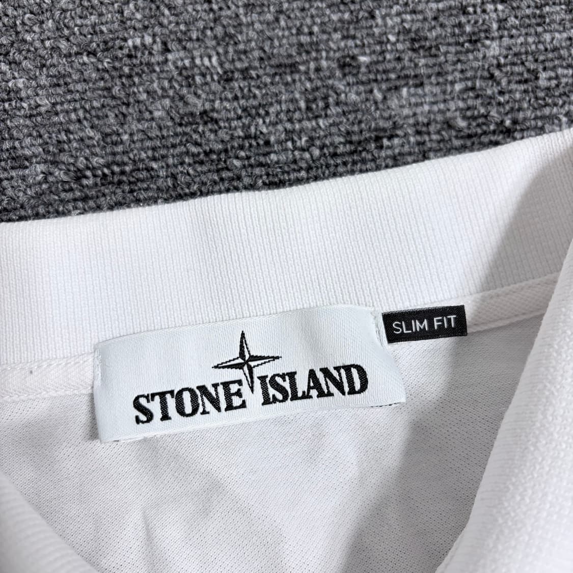 스톤아일랜드 22ss 화이트 폴로 셔츠 상품이미지5