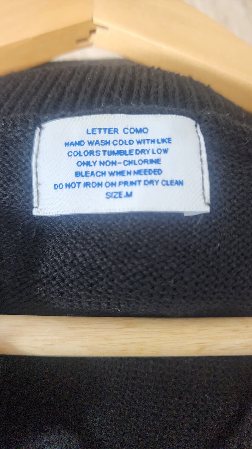 LETTER COMO 검정 V넥 니트 조끼 M 상품이미지4