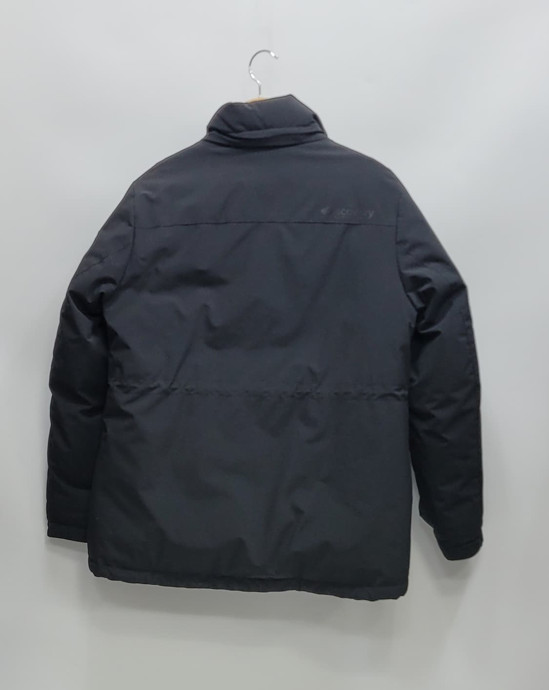 디스커버리 익스페디션 밀포드 프리미엄 구스 다운 패딩 / 여 95 블랙
 상품이미지2