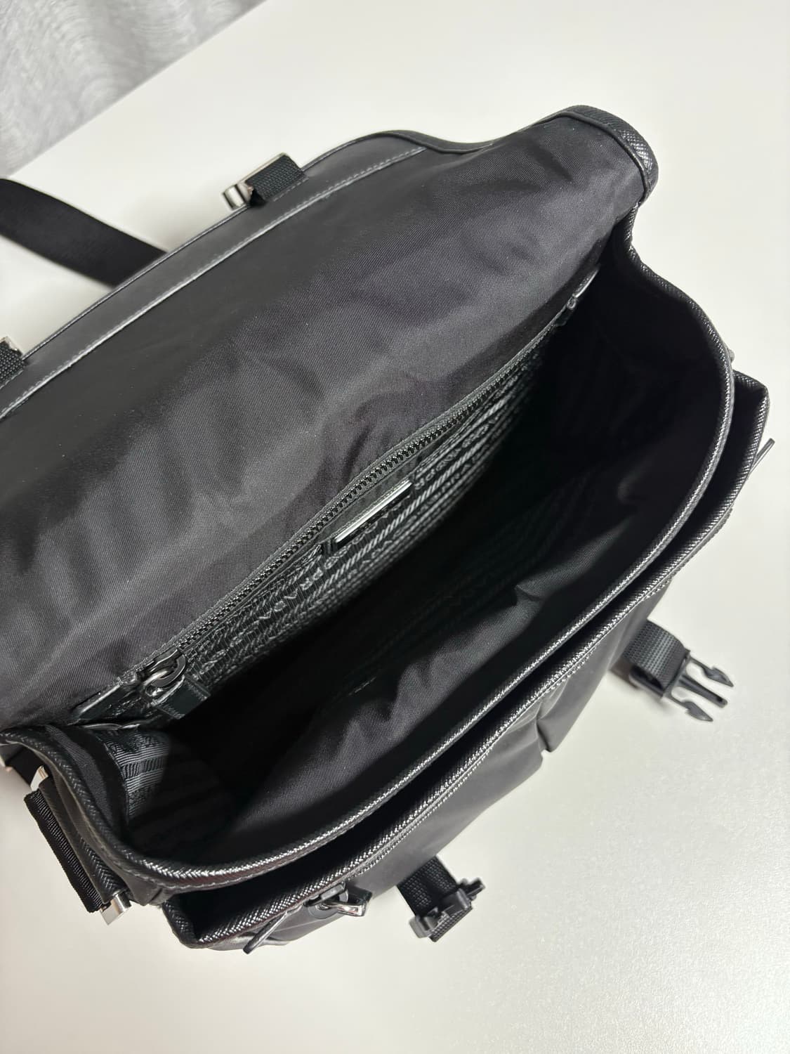 프라다 2vd769 리나일론 메신저백 상품이미지7