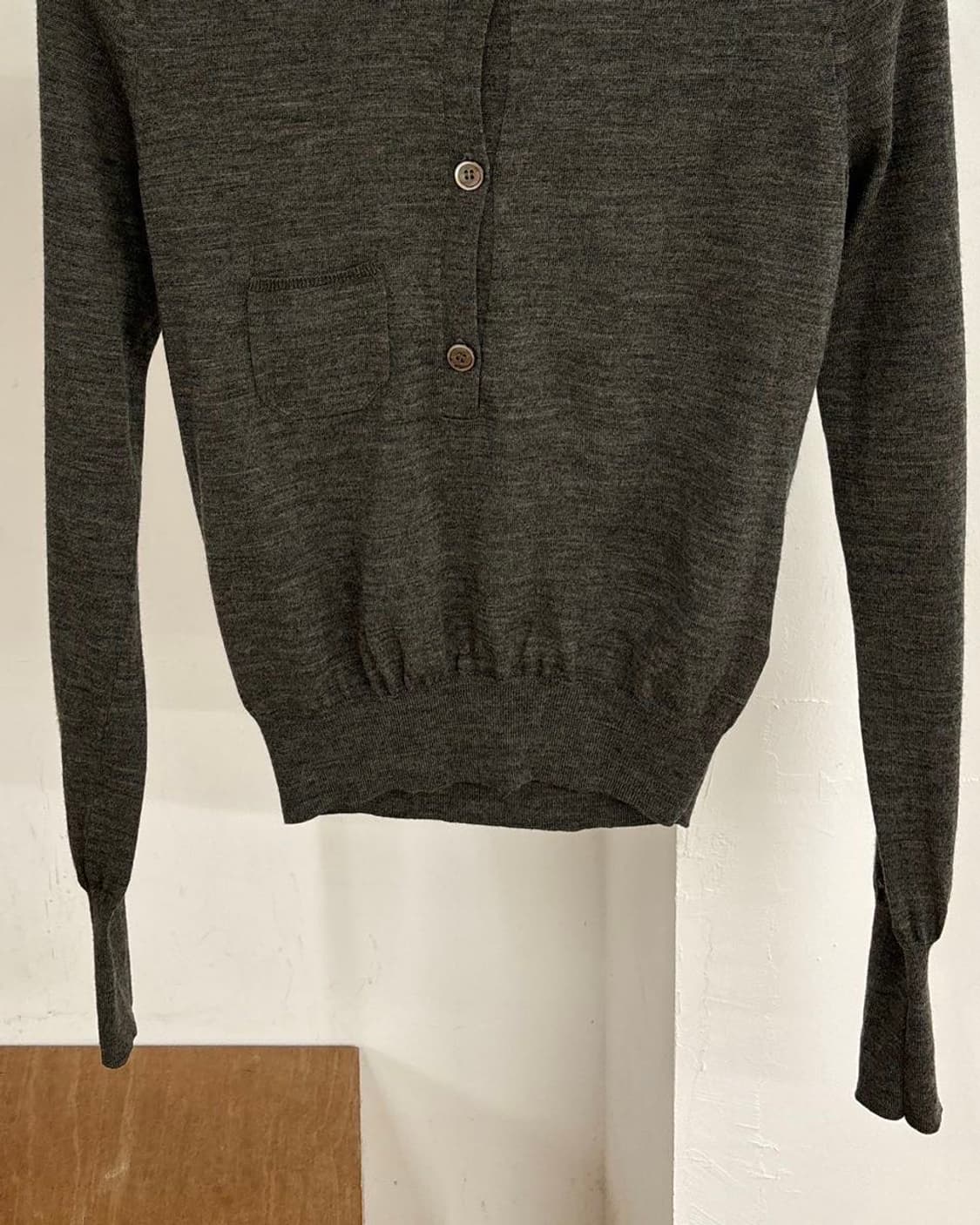 이자벨 마랑 카키 그레이 크루넥 버튼업 울 가디건 상품이미지5