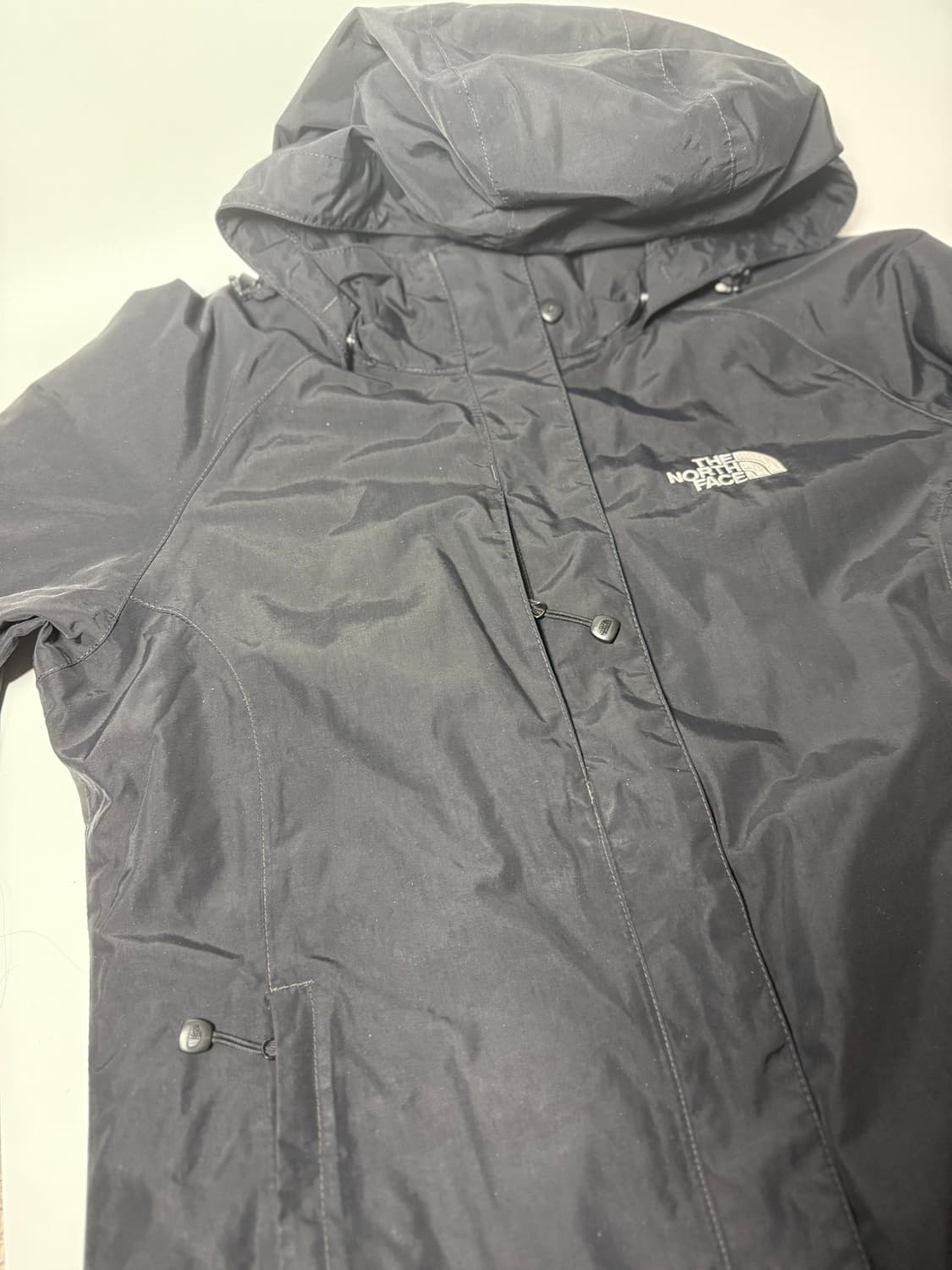 노스페이스 블랙 바람막이 후드 자켓 상품이미지2