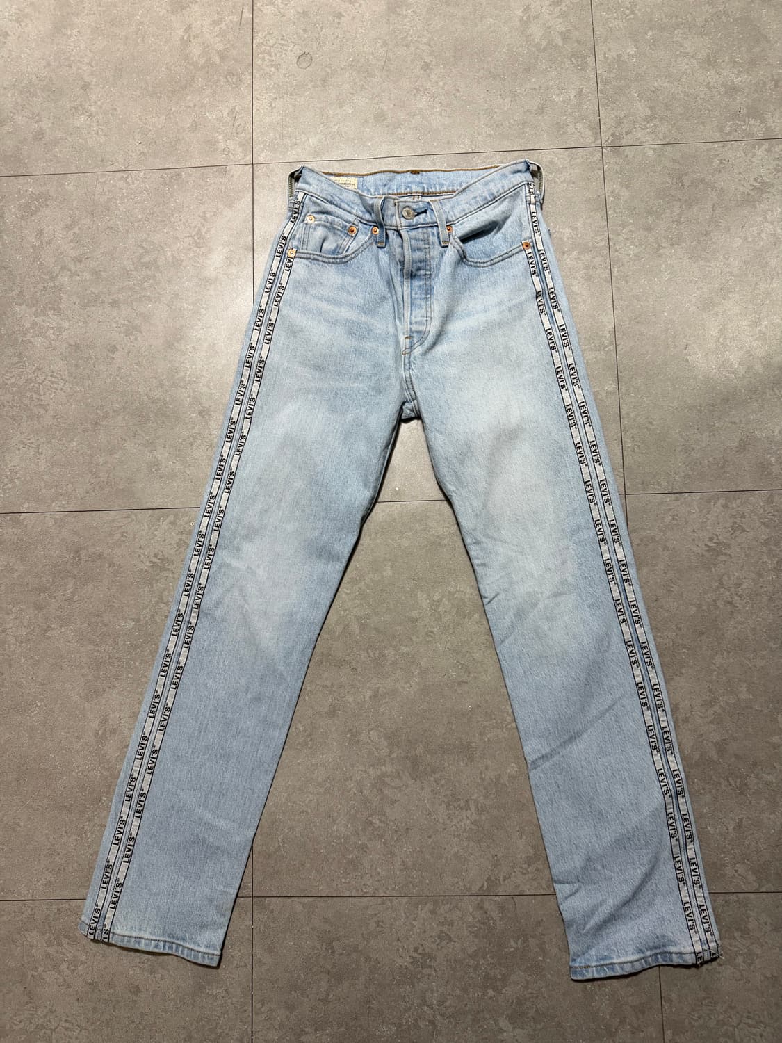 리바이스 프리미엄 빅 E 사이드로고 501 데님팬츠 24인치 상품이미지1