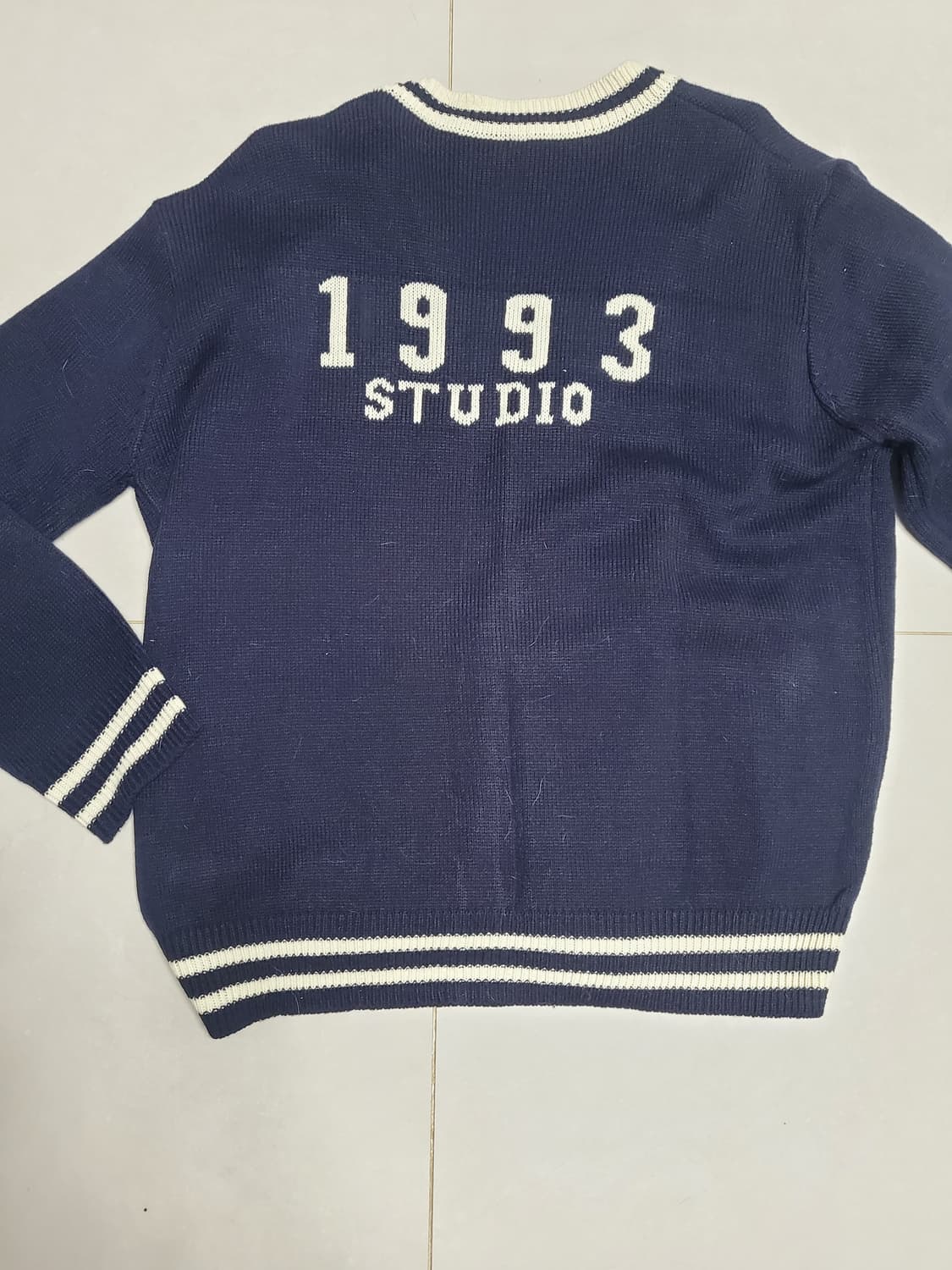 1993스튜디오 네이비 배색 가디건 FREE 상품이미지3