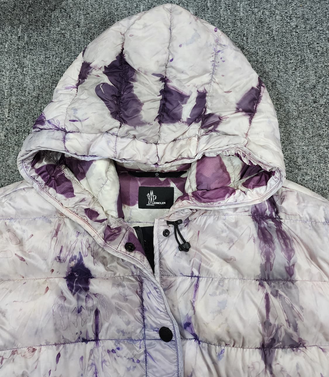 몽클레어 리브스 타이다이 구스 다운 후드 경량 패딩 3 상품이미지4