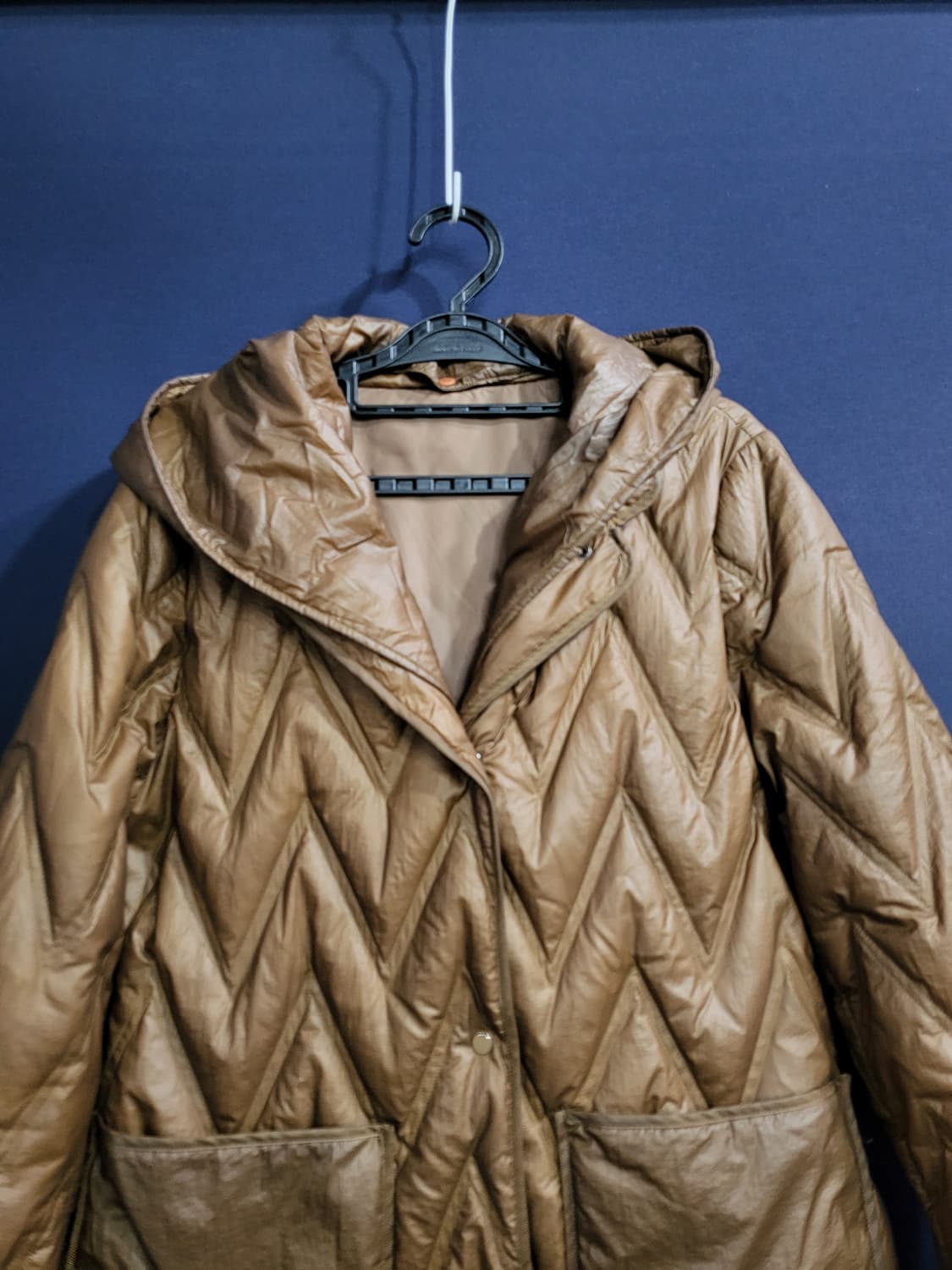 퀼팅 구스다운 후드패딩 상품이미지2