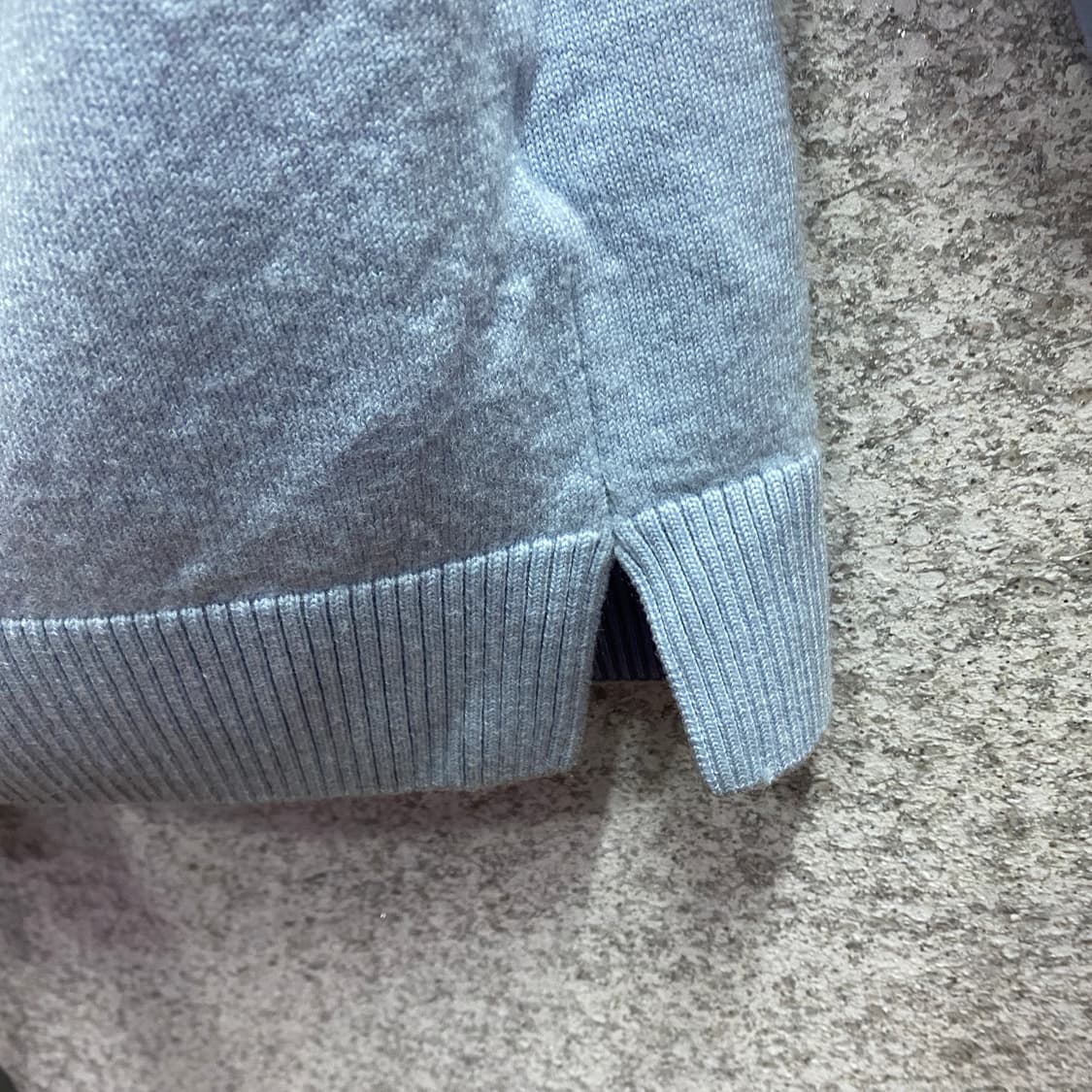 메종키츠네 더블폭스 헤드패치 페일 블루 가디건 B4145 상품이미지4