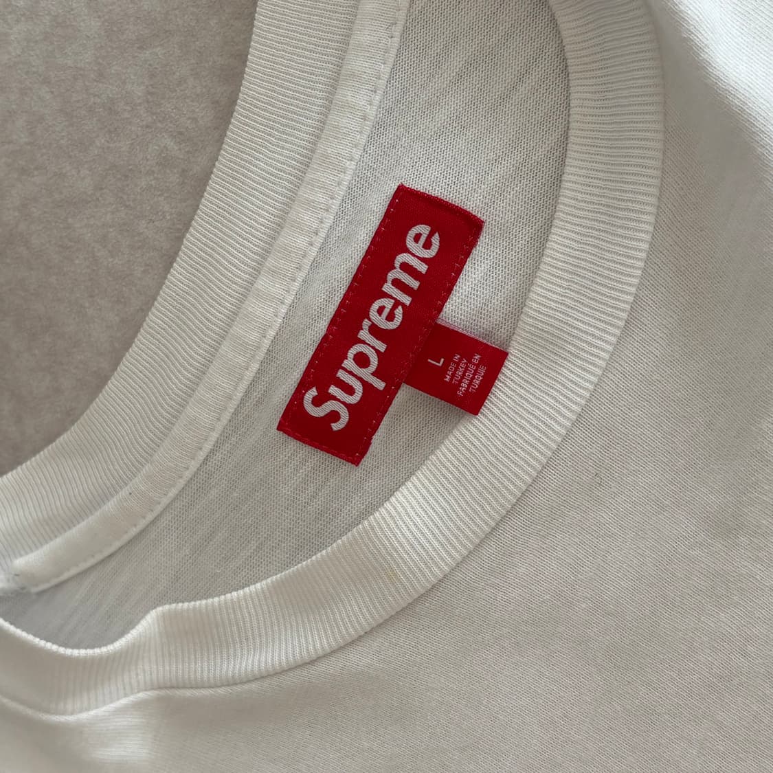 슈프림 올드 잉글리시 롱슬리브 탑 화이트 - 24FW  L 상품이미지5