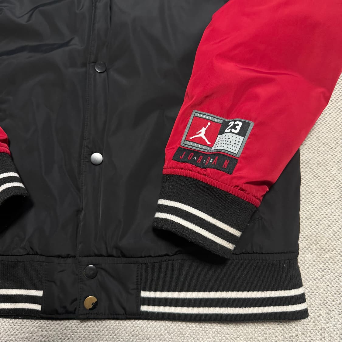 나이키 에어 조던 빅로고 바시티 자켓 상품이미지2