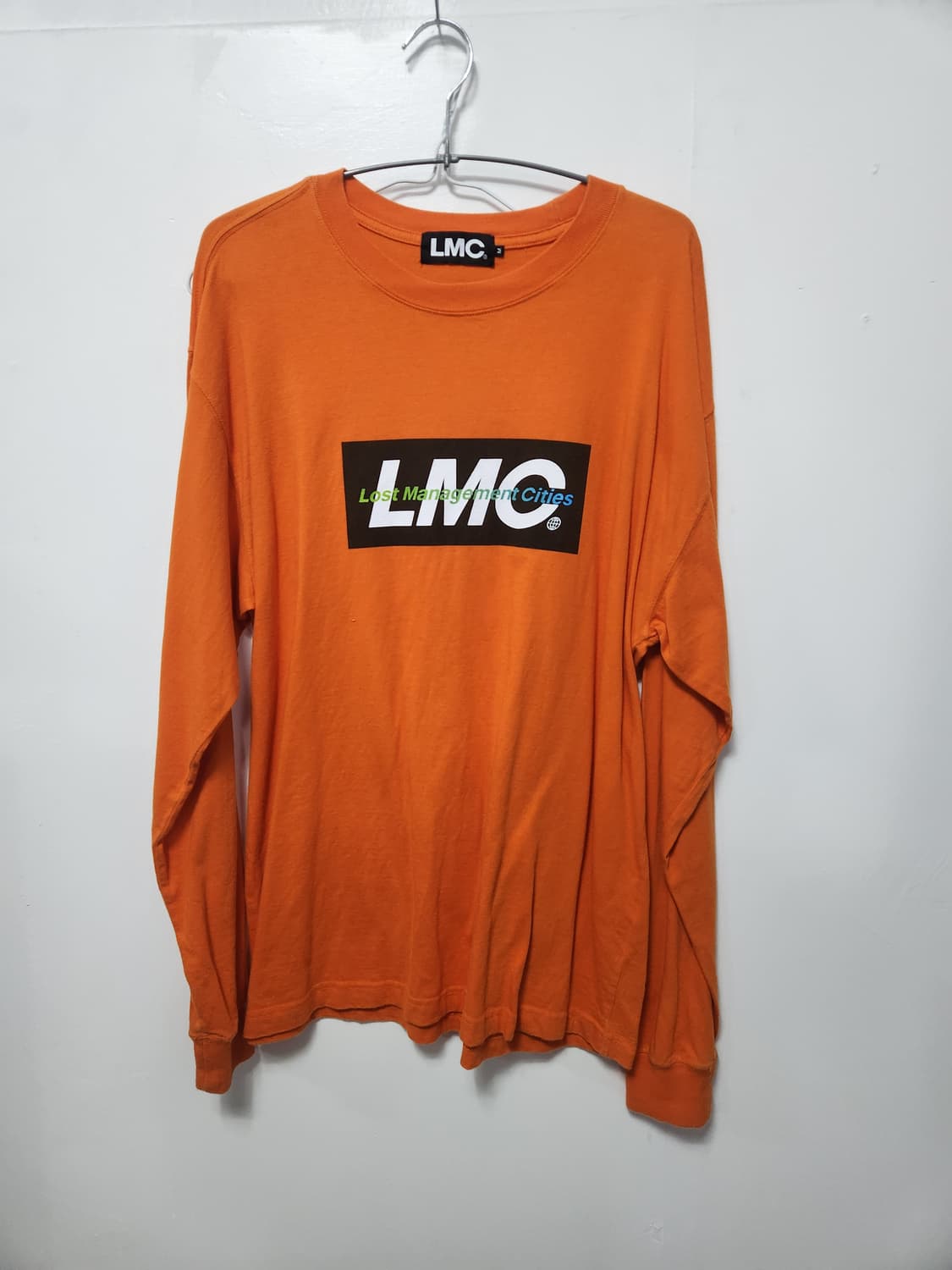 LMC 박스 로고 & 글로브 그래픽 롱슬리브 상품이미지1