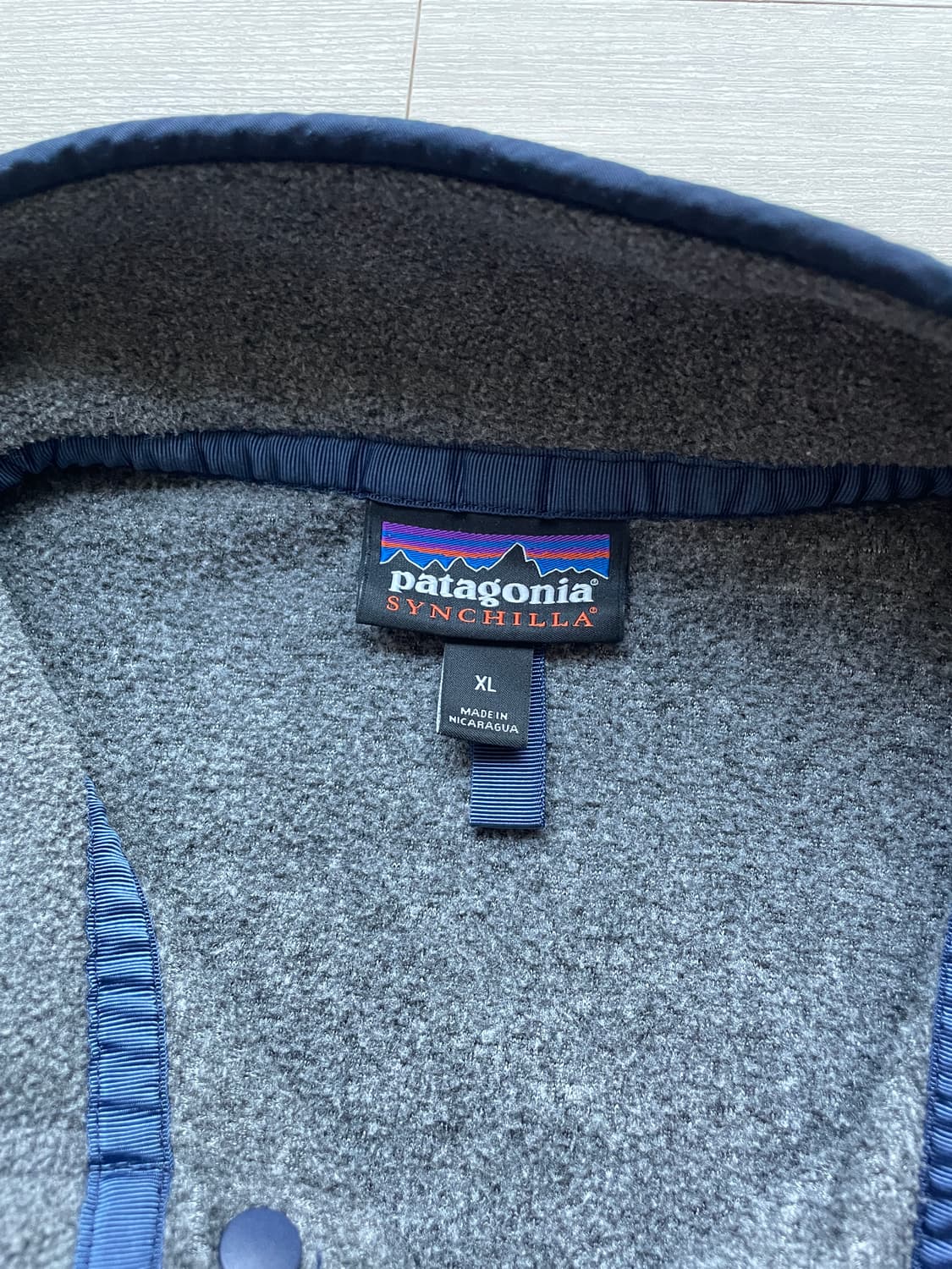 파타고니아 신칠라 니켈 네이비 그레이 플리스 patagonia 상품이미지3