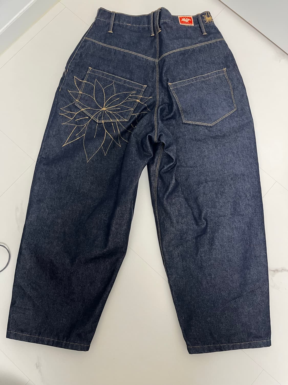 100개 한정 자수 핸드메이드 데님 상품이미지1