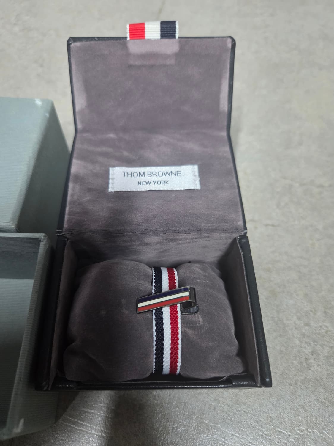 톰브라운 숏타이핀  삼선 풀셋 상품이미지1