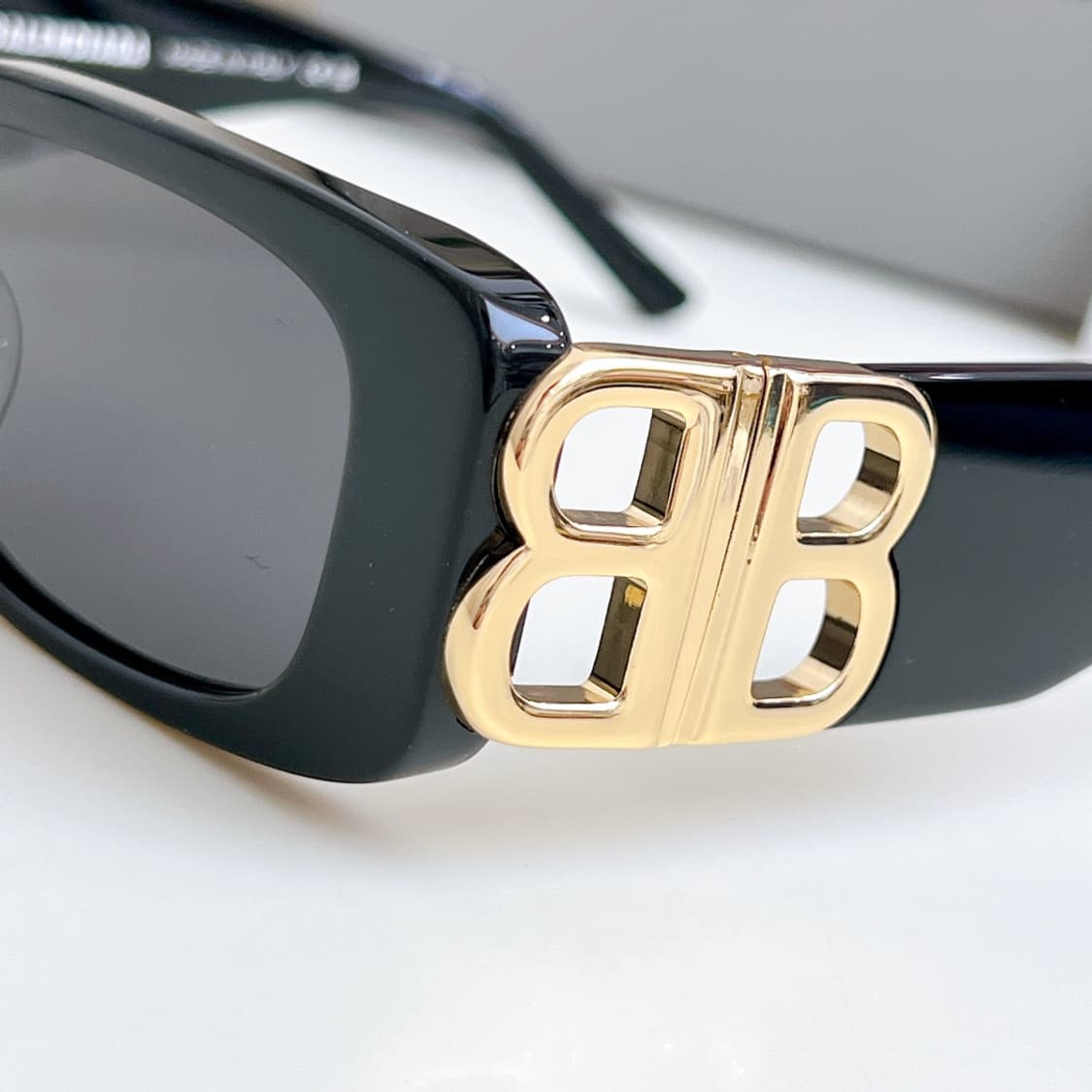 발렌시아가 안경 상품이미지3