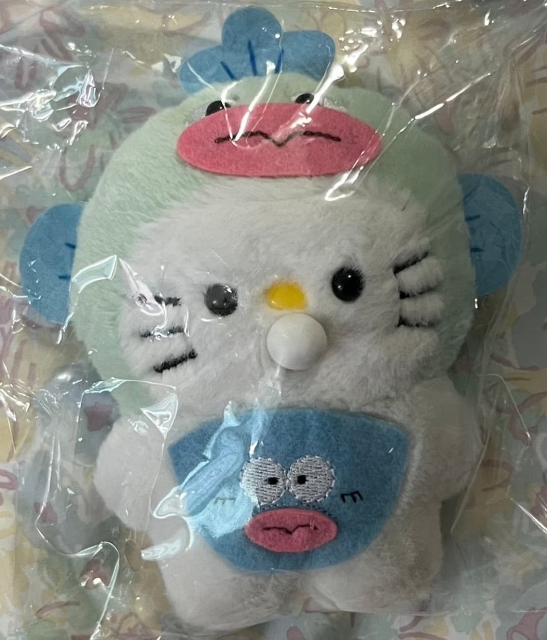 (새상품)한교동X헬로키티 풍선껌 인형 키링 상품이미지1