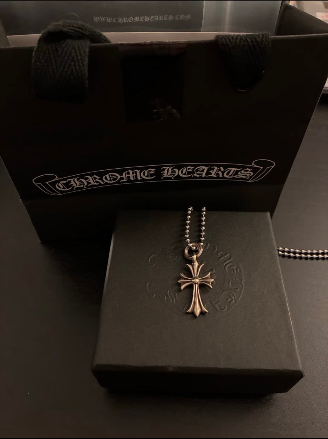 크롬하츠 타이니 크로스 상품이미지1