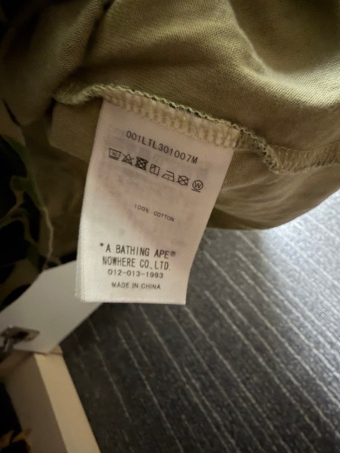 베이프 그린 카모 롱슬리브 XL 상품이미지3