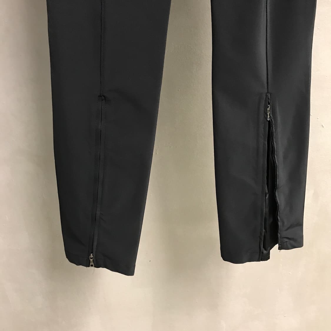 프라다 스포츠 팬츠 블랙 38(W) 상품이미지4