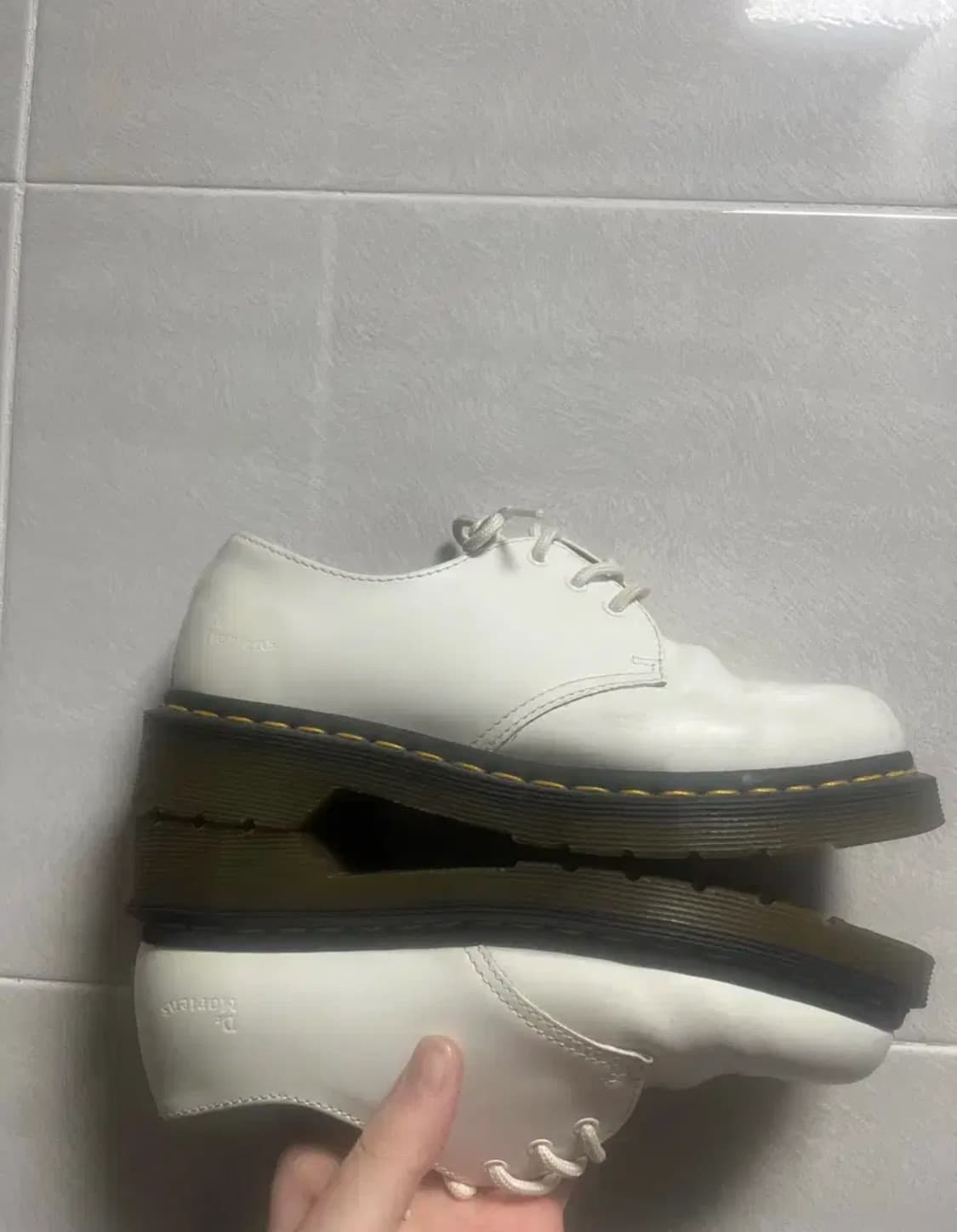 닥터마틴 3홀 화이트 상품이미지3