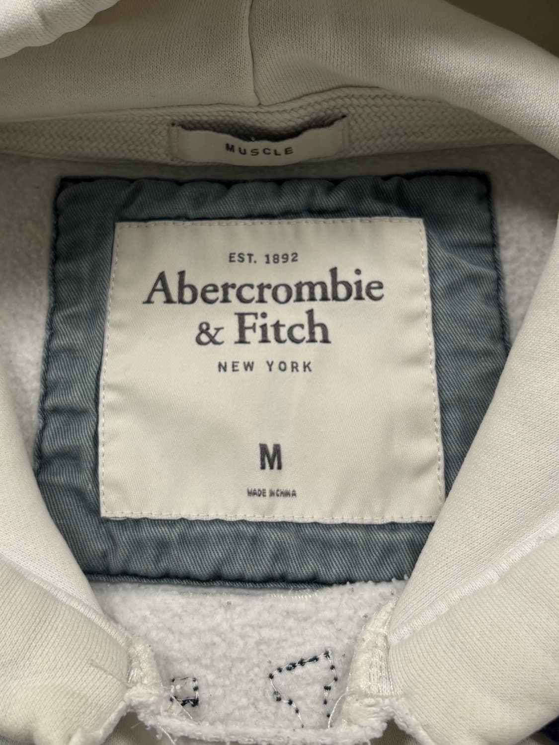 아베크롬비 화이트 후드 상품이미지6