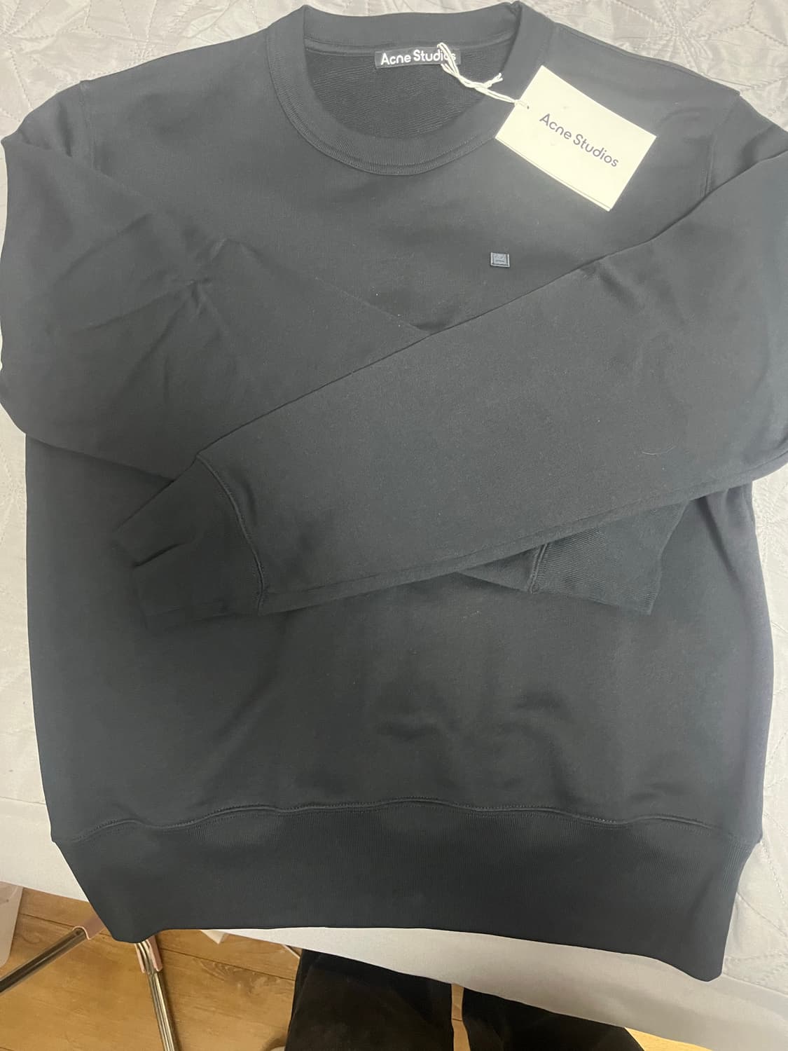 아크네스튜디오 페이스로고 맨투맨 상품이미지2