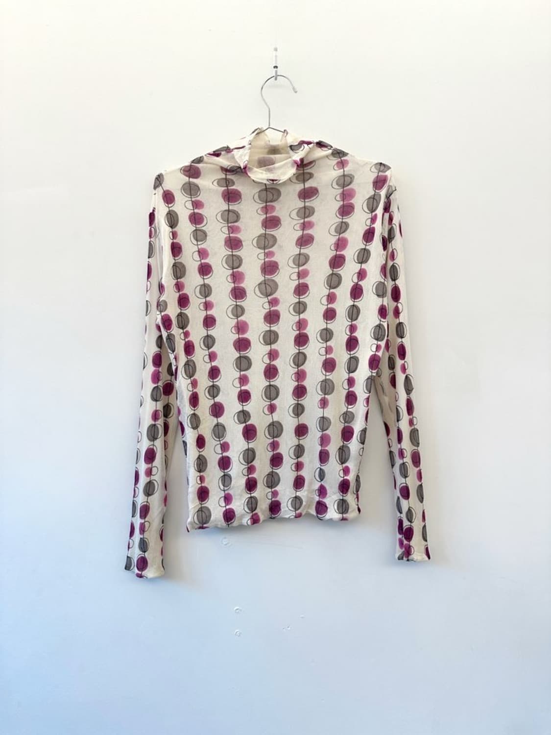 Sheer hang dot high neck top  상품이미지2