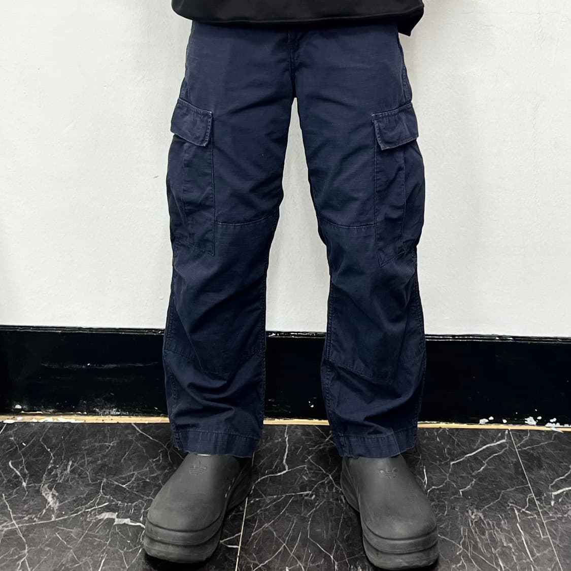 칼하트 WIP 에비에이션 카고팬츠 네이비 상품이미지2