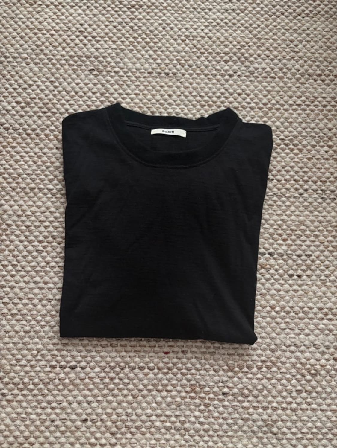 (3)BODHI CASHMERE 반팔티 블랙 상품이미지1