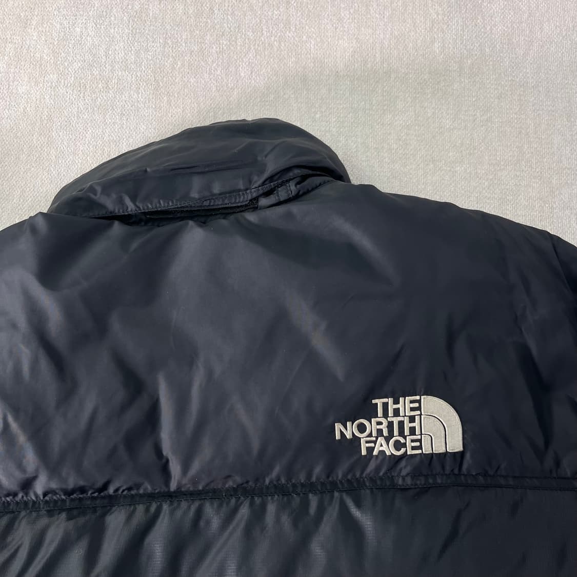 100 노스페이스 1996 700 눕시 블랙 패딩 상품이미지6