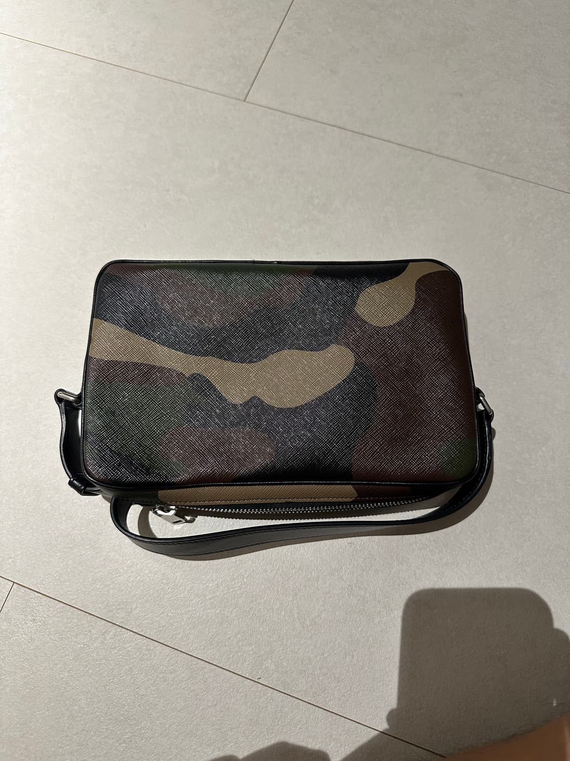 CELINE 셀린 카모플라쥬 미디움 숄더백 상품이미지5