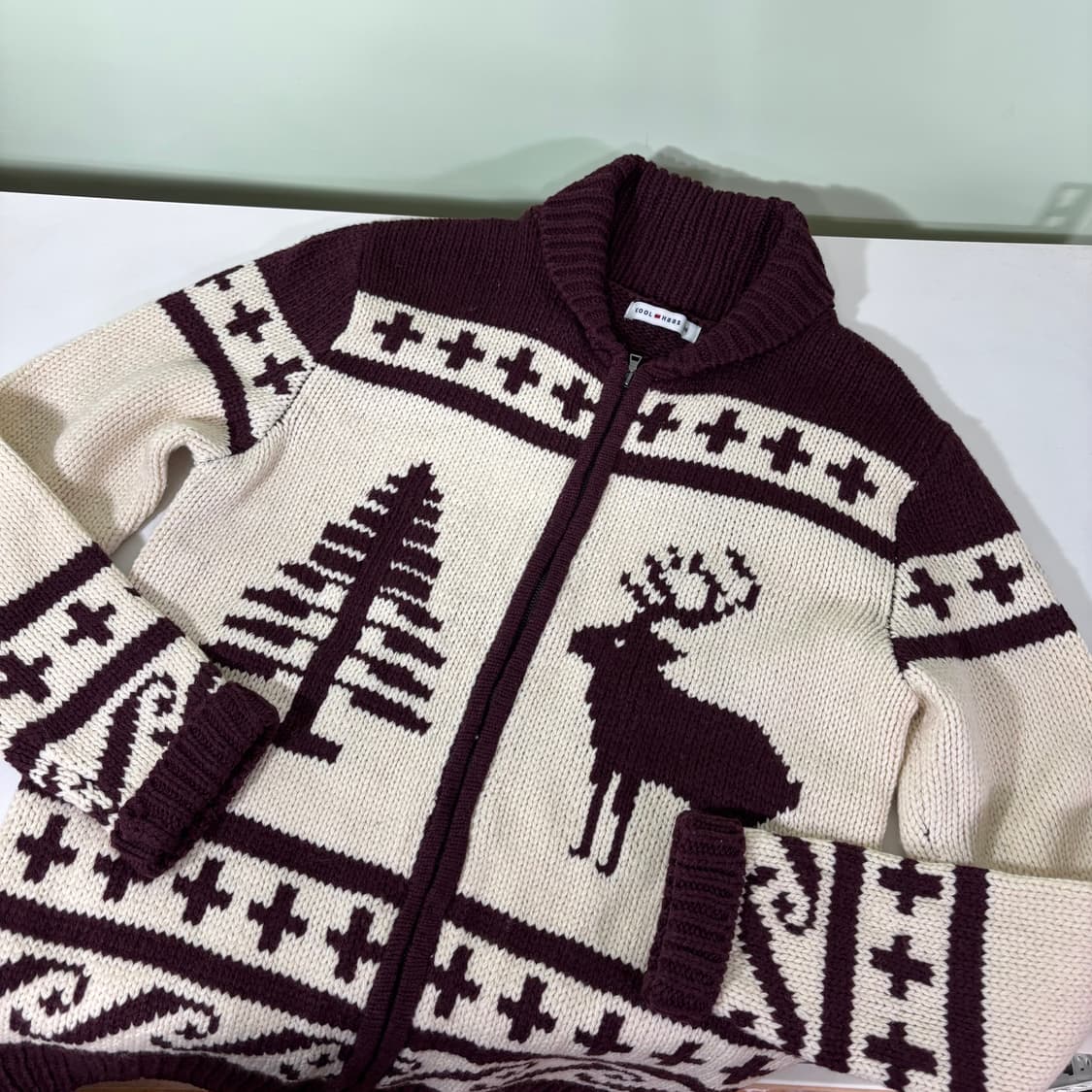 95-100 KOOLHASS 버건디 자카드 노르딕 코위찬 니트집업 상품이미지1