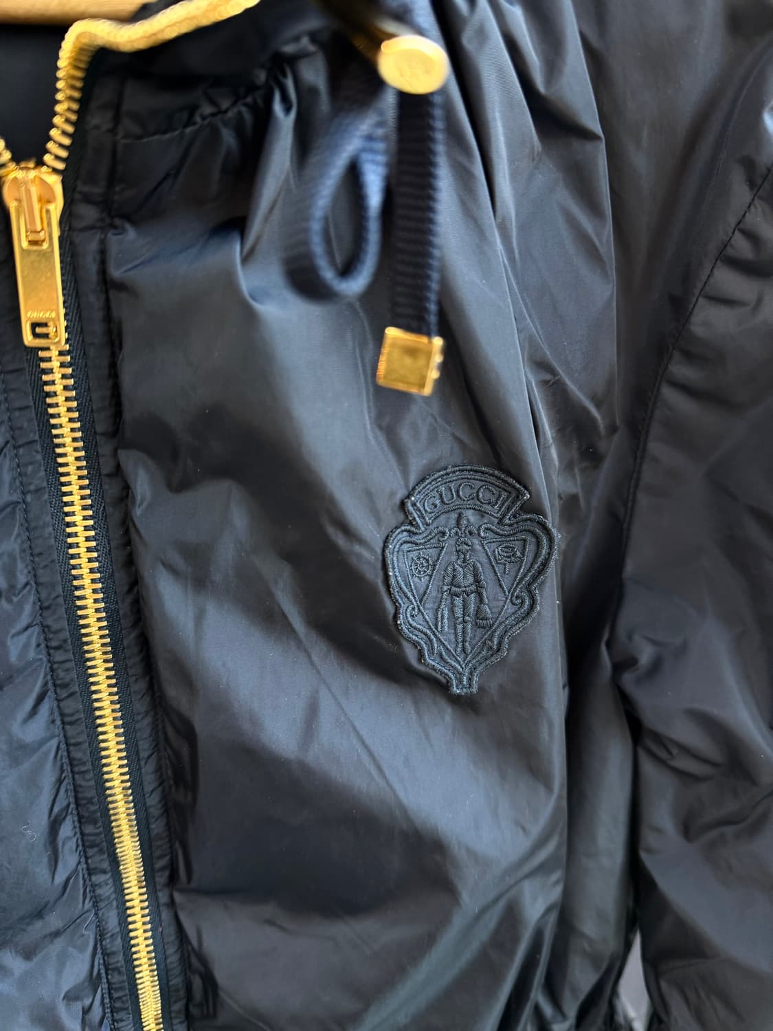 L/ 구찌 자수로고 벨티드 숏 패딩점퍼 상품이미지5