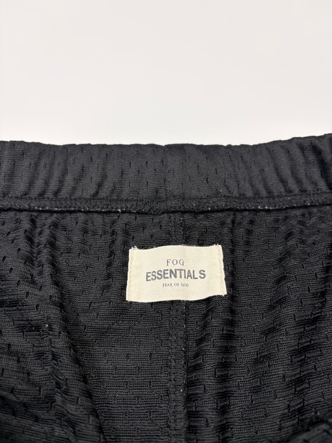 Fear of God 피어오브갓 에센셜 메쉬 쇼츠 반바지 상품이미지3