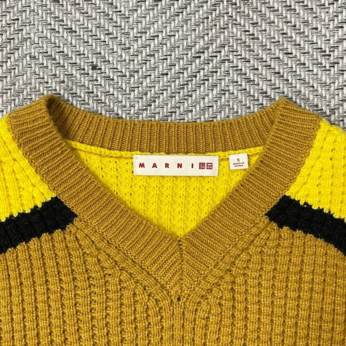마르니 유니클로 브이넥 니트 v0094 상품이미지5