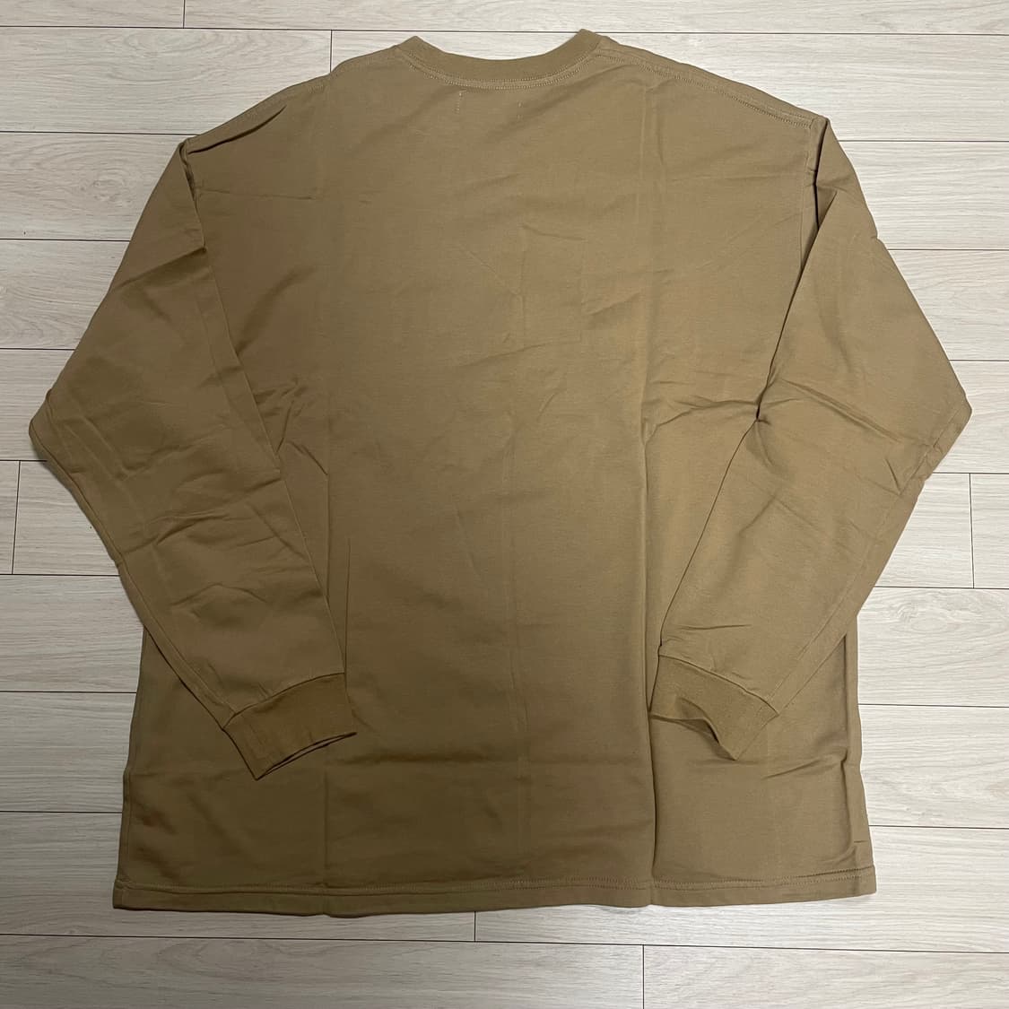 그라프페이퍼 L/S 포켓 스웻 티(베이지/F사이즈) 상품이미지3