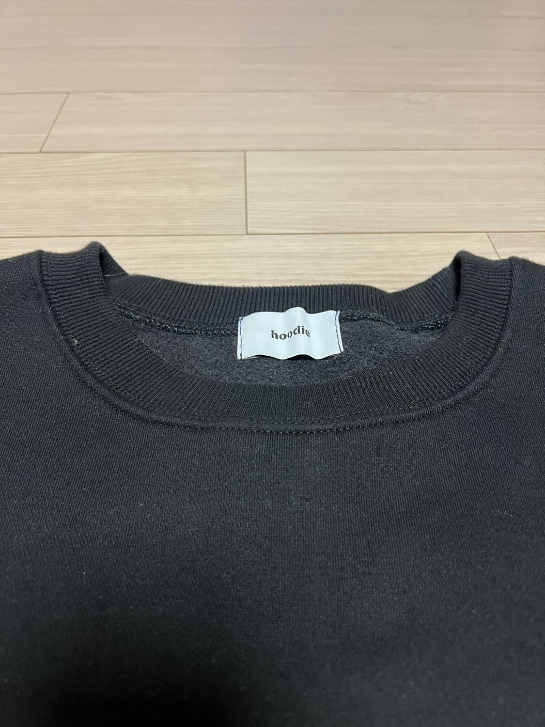 블랙 기모 맨투맨 / 베이직 롱슬리브 / 오버핏 상품이미지8