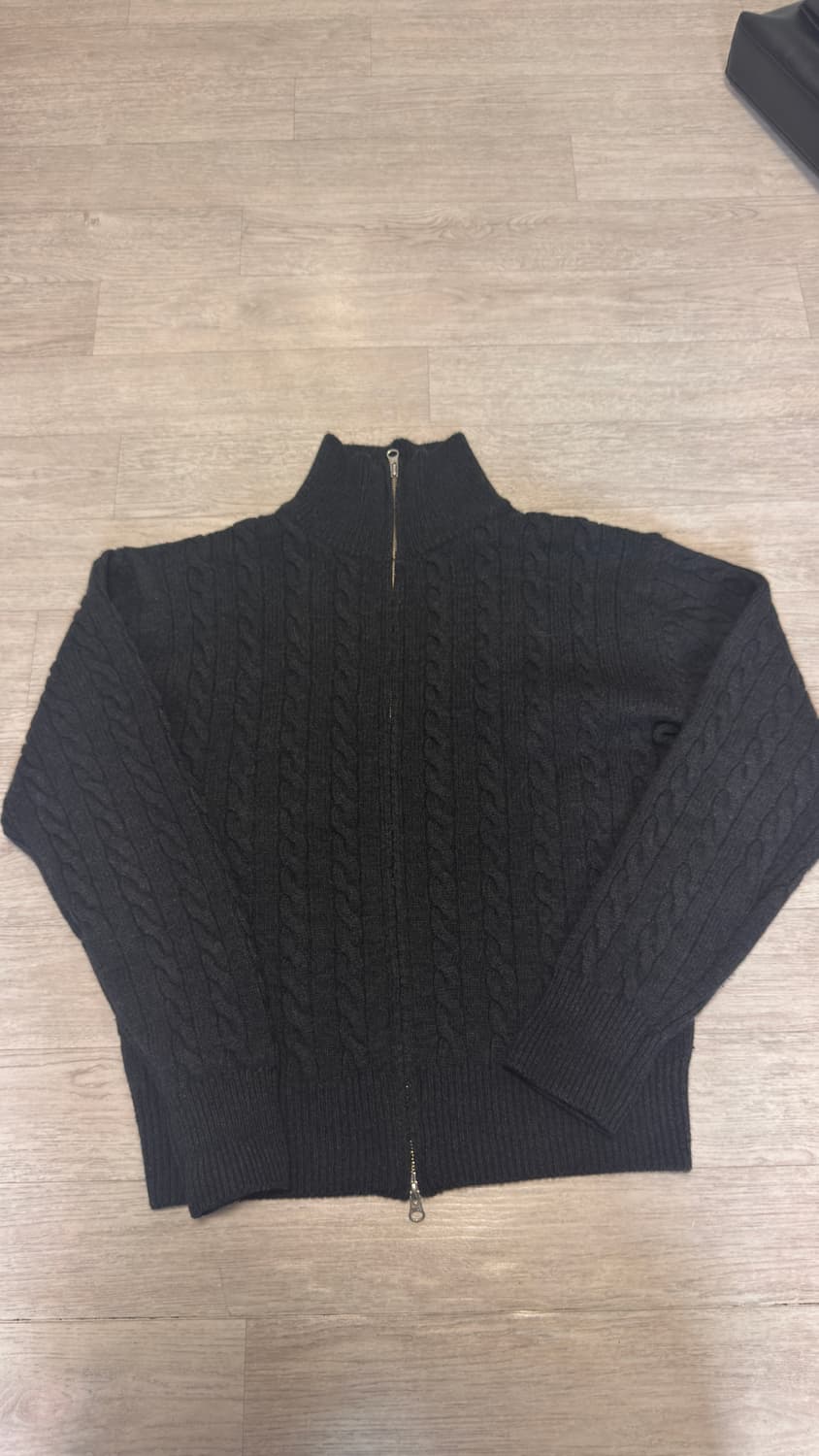 토니웩 니트집업 상품이미지1