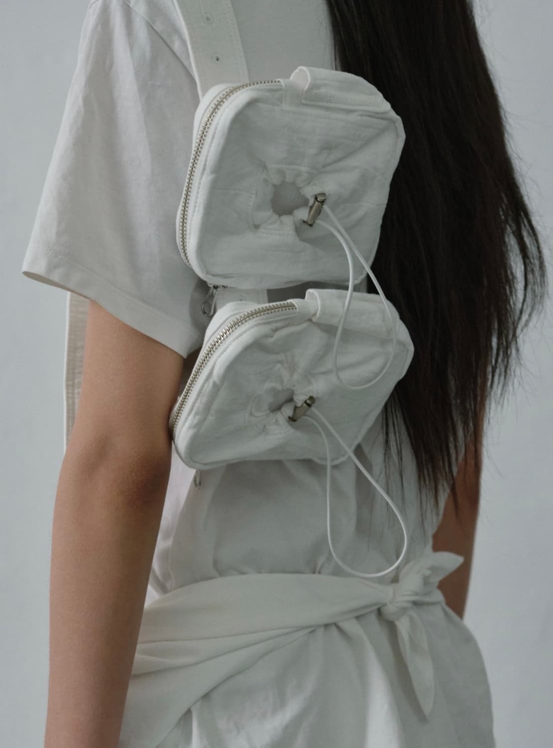 수집미학 벨트백 gathering belted dual bag white 상품이미지2