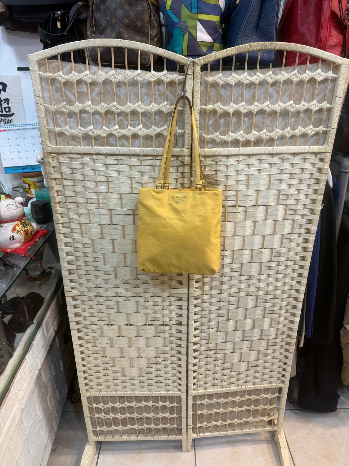 정품 프라다 나일론 숄더백 팝니다 상품이미지1