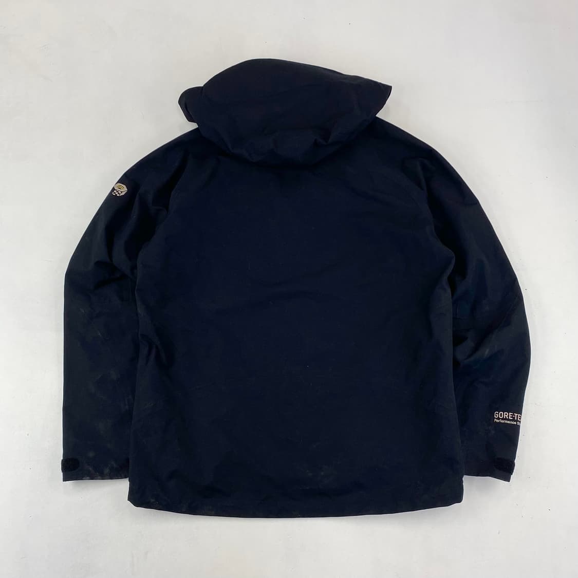 마운틴하드웨어 자수 로고 블랙 고어텍스 바람막이 (100) 상품이미지2