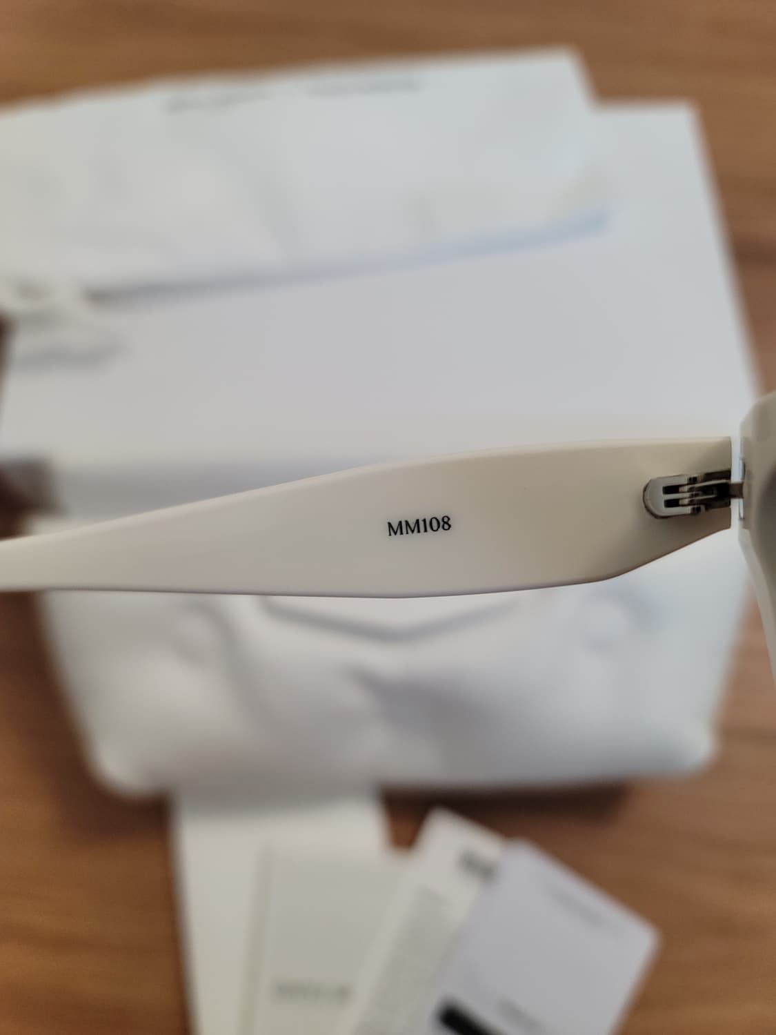 젠틀몬스터마르지엘라 콜라보MM108-W2. 상품이미지3