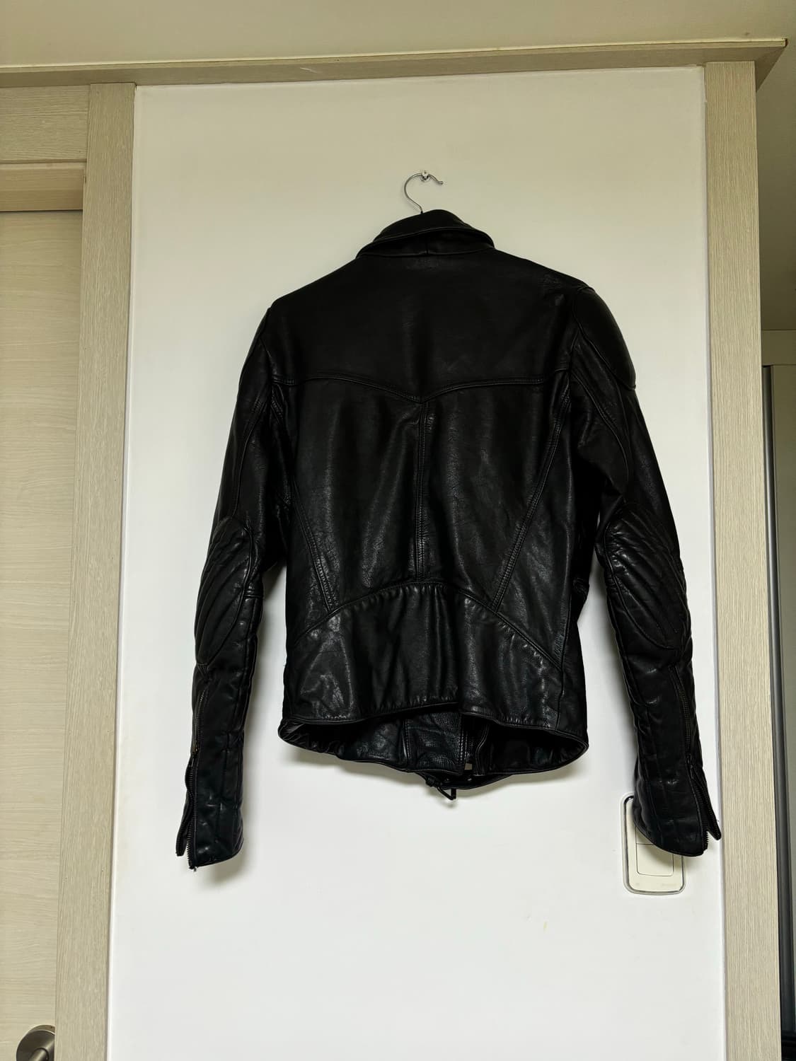 아크네 레더 바이커 자켓 상품이미지3