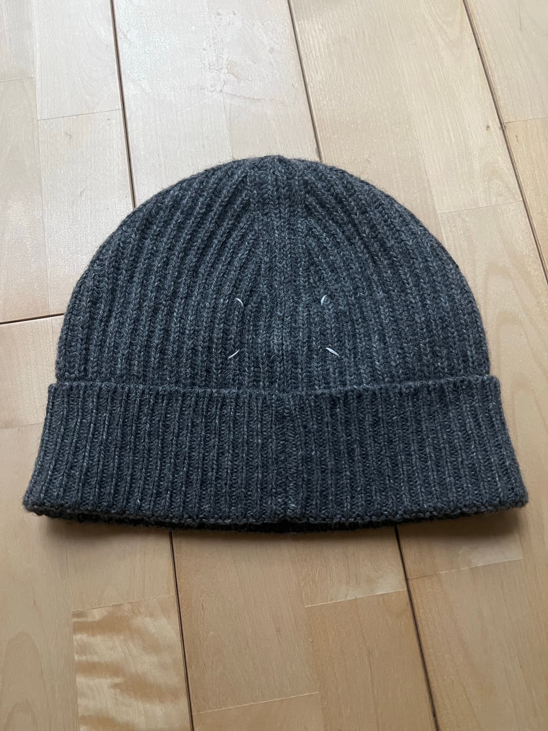 마르지엘라 스티치 비니 상품이미지1