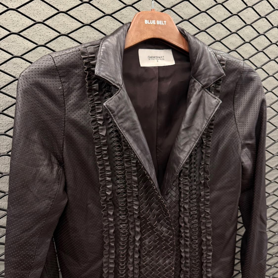 JPN VINTAGE 쉽스킨 크롭 레더자켓 펀칭 프릴 앤 위빙 디테일 상품이미지4