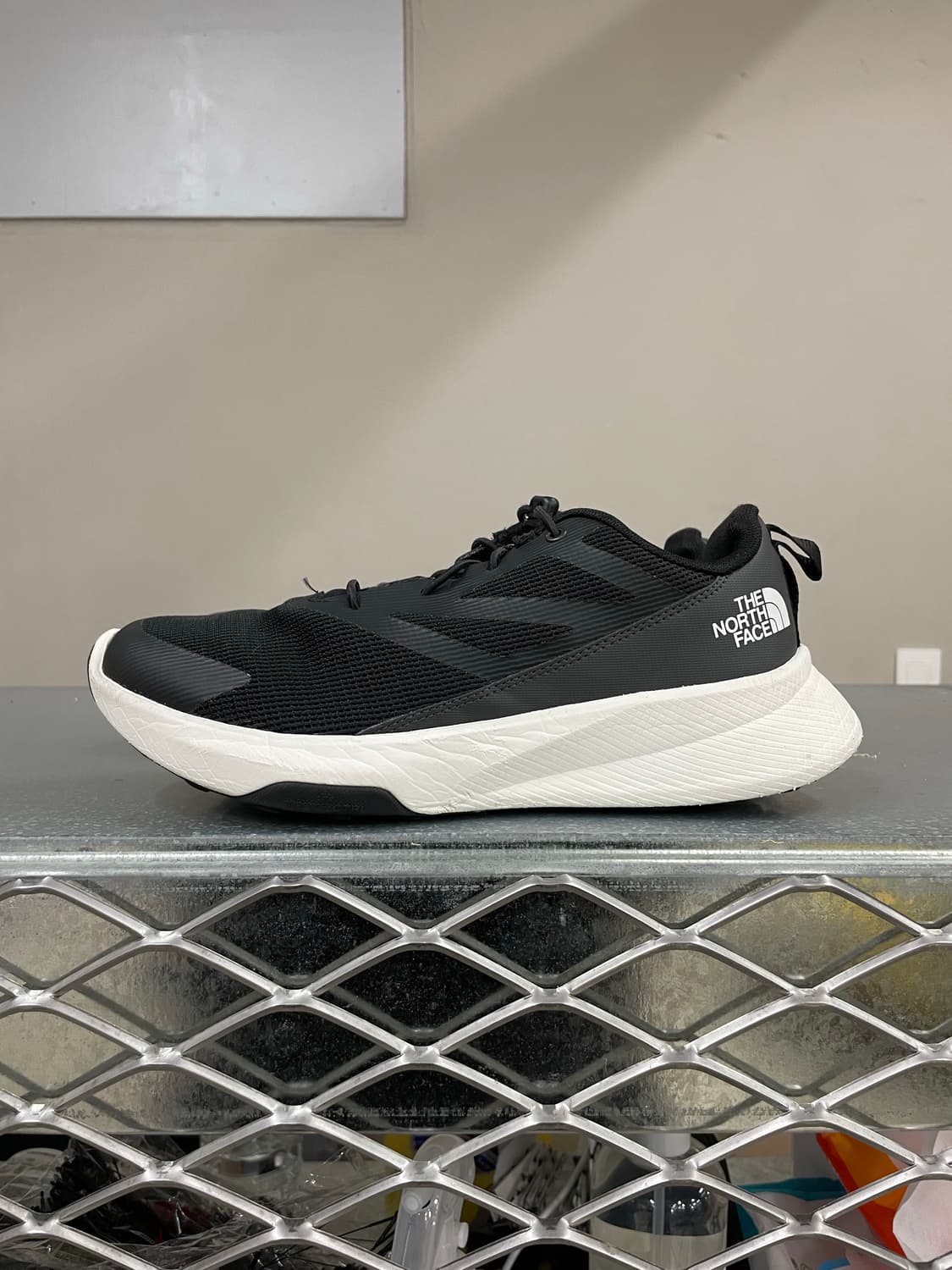 노스페이스 알타메사 블랙 245 상품이미지1